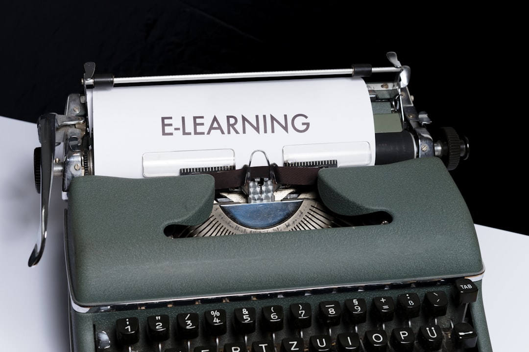 Integrarea platformelor de e-learning în predarea clasică